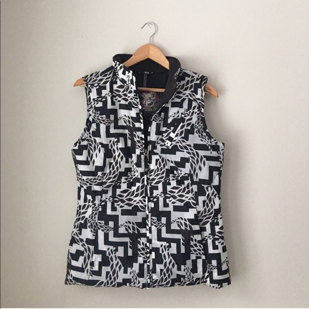 Burton B&W Abstract Puffer Vest